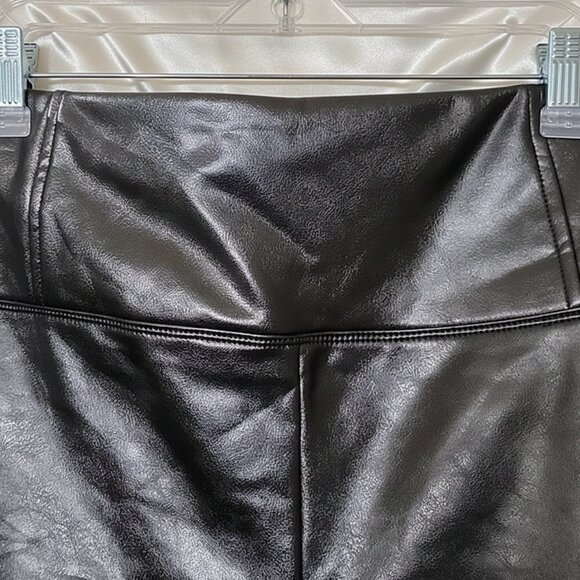 Tinseltown Plus Size 2X Black Faux Leather Leggings High Rise Vegan Pants NWOT - Picture 5 of 8